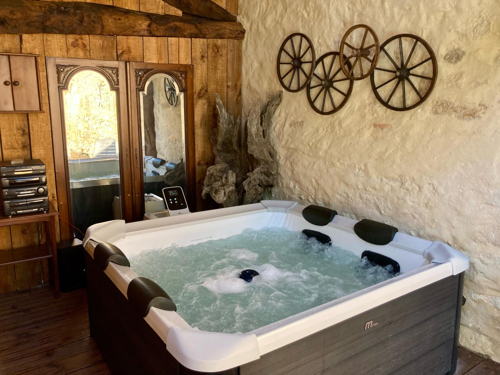 nouveau jacuzzi le camélia blanc